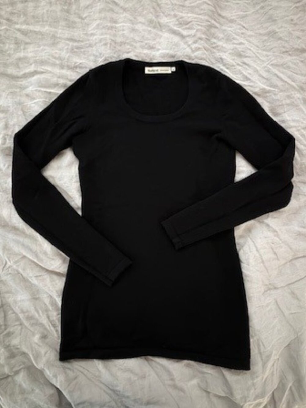 Black Goat Cashmere, long-sleeve scoop-neck sweater, black, W size S